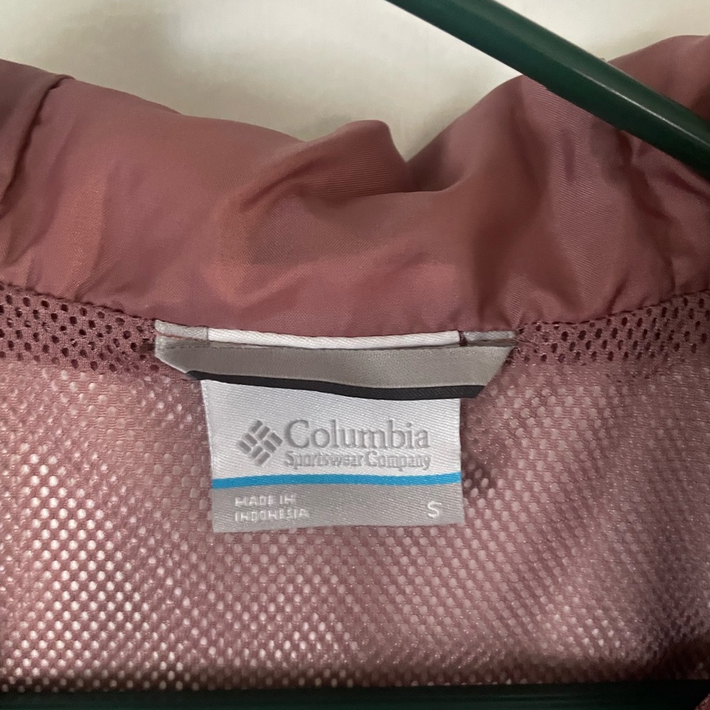 NWOT Columbia Women's Pink Hooded Hikebound II Rain Jacket Size Small - Picture 3 of 10
